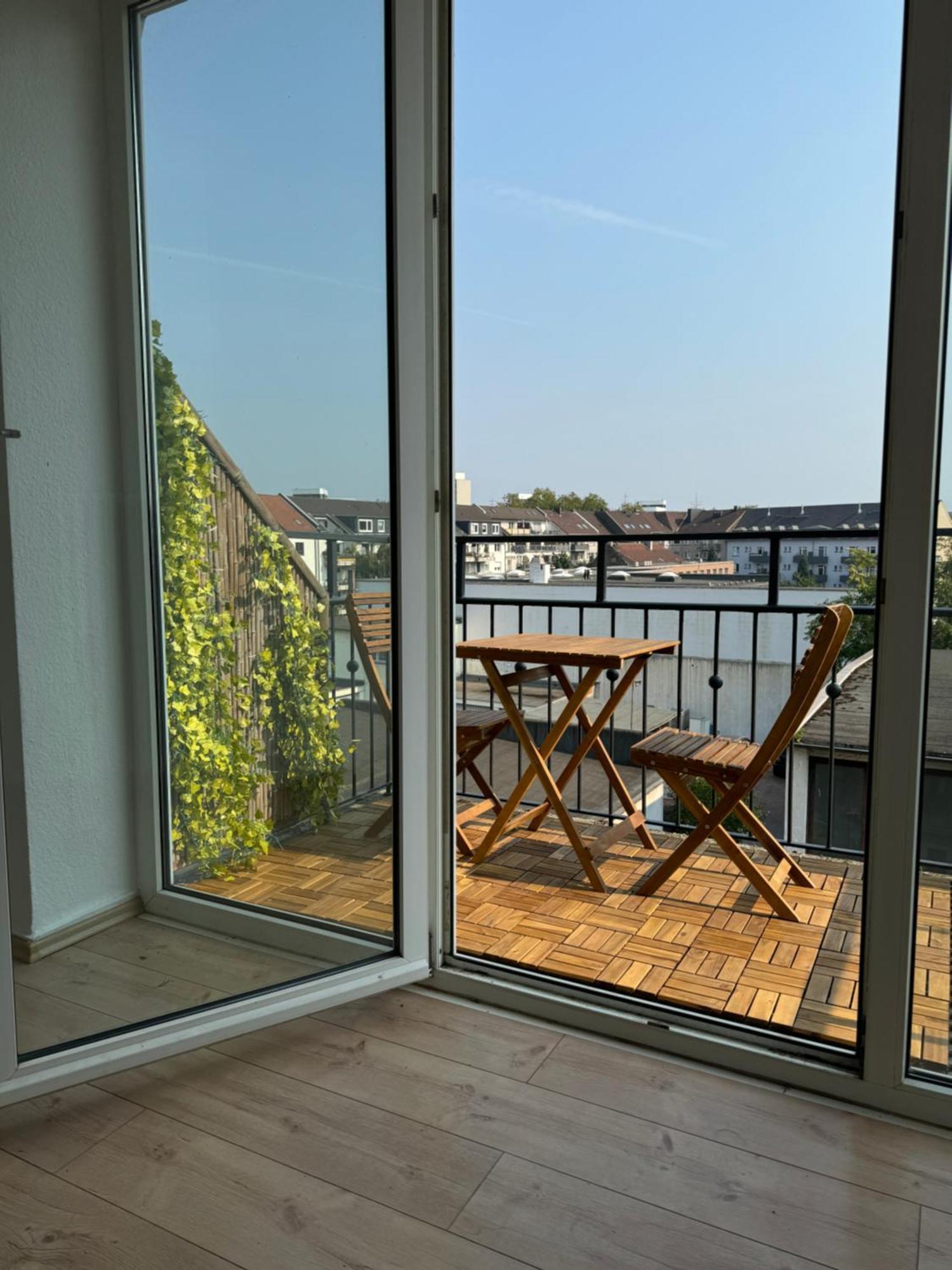 Haus Am Bahnhof Apartment Duisburg Luaran gambar