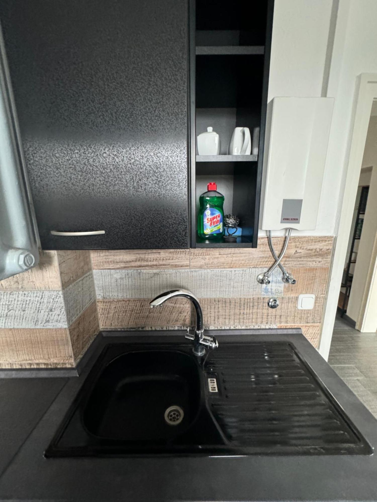 Haus Am Bahnhof Apartment Duisburg Luaran gambar